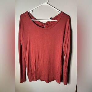 Peyton Jensen long sleeve scoop neck top size medium